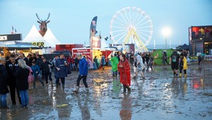 Na festivale Rock am Ring zranil blesk 82 ľudí, z toho pätnásť vážne