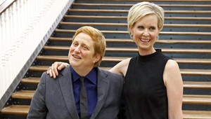 Miranda zo Sexu v meste ukázala manželku. Fanúšikovia nechápu