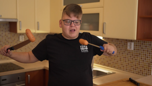 Do Bez servítky si prišiel napraviť reputáciu: TOTO ste o "špekáčikovom kráľovi" nevedeli!