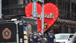 Streľba v texaskom bare si vyžiadala tri obete. Hlásia ďalších 14 zranených