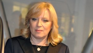 Škaredý zlý Arpi Soltész: Týraná premiérka