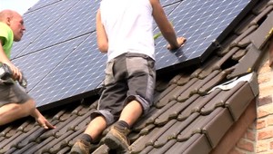 Zatepľovanie bude bezpečnejšie. Europoslanci žiadajú menej chemikálií v materiáloch