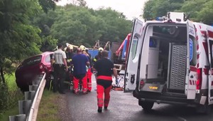 Tragická nehoda: Otec zomrel vedľa svojho 9-ročného syna. Ten je v nemocnici