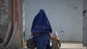 Taliban legalizuje domáce násilie: Za zranenie ženy 15 dní, za týranie ťavy päť mesiacov