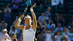 Čepelová poslala senzačne Halepovú na jahody so šampanským!