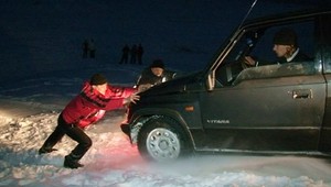 Mladík (18) išiel na ľad tereniakom, prepadol sa...