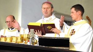 Bezák porušil pápežovo tajomstvo, tvrdí Svätá stolica