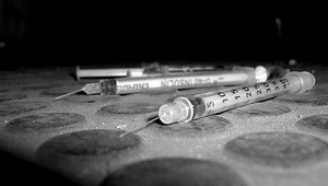 Polícia zadržala novú drogu. Je omnoho silnejšia ako heroín