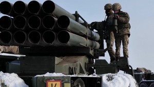 Šéf NATO Rutte: Ukrajina naďalej dostáva kľúčové zbrane napriek vojne na Blízkom východe