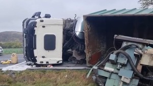 Dopravný kolaps na východe Slovenska. Nehoda zablokovala vlaky aj autobusy