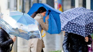 Sychravé počasie vydrží do piatka, víkend bude upršaný