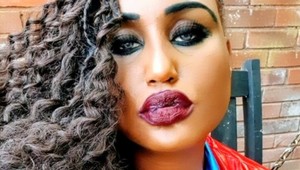 Kvôli obrovským prsiam jej zablokovali účty na sociálnych sieťach: Nikto neverí, že sú pravé