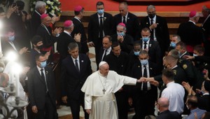 FOTO: Pápež navštívil Prezidentský palác aj Katedrálu svätého Martina. Zazneli silné odkazy