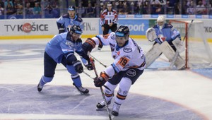 Slovan na úvod hokejovej sezóny dobyl ľad odvekého rivala z Košíc