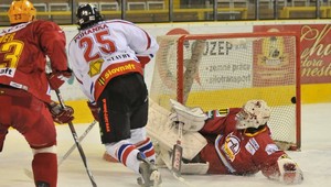Liptáci zotreli vojakov, Poprad Slovan, Košice Žilinu