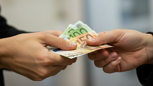 Rakúsko obmedzí Ukrajincom prístup k rodinným dávkam