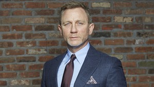 Päťdesiatnik Bond sa stal otcom