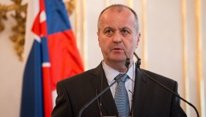 Minister obrany Gajdoš: do škôl vrátim brannú výchovu a besedy s vojakmi