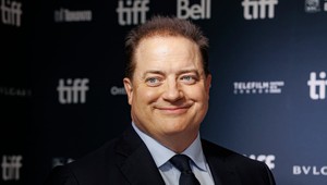 Jeden väčší fešák ako druhý: Brendan Fraser zobral na červený koberec svojich synov!