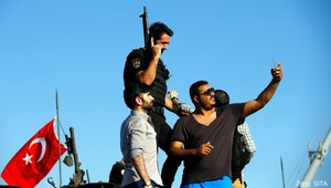 Turecko prepustí 38 000 väzňov, aby mali miesto pre pučistov