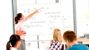 Učitelia sa sťažujú na šikanu, budú mať vlastného ombudsmana