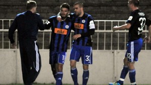 Futbalisti Slovana už trénera Weissa neobabrú...