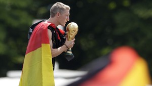 Basti to riadne prepískol. Opitý spieval vulgarizmy na adresu hráčov Dortmundu