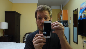 Chlapík si poskladal iPhone zo súčiastok z Číny. Stál ho omnoho menej