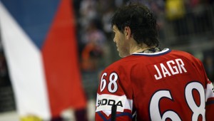 Motor, ktorý sa nikdy nezastaví. Česká hokejová ikona oslavuje 50!