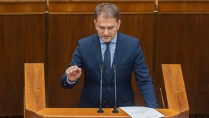 Matovič chce ľuďom vracať peniaze za služby: Je to ďalšia atómovka, podobné nápady zlyhali, upozorňuje Viskupič