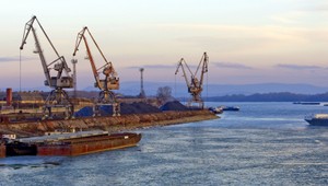 Policajti odhalili na Dunaji nelegálnu čerpaciu stanicu