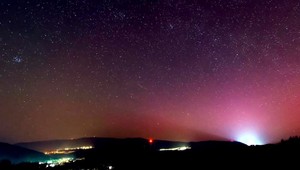 Polárna žiara nad Slovenskom, prišla po solárnej búrke