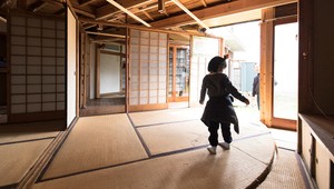 Dom s otočným interiérom dokazuje, že domov nemusí byť statický