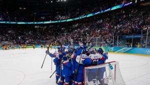 Slovákov čaká semifinále s USA. Takto vidia naše šance trénerské legendy Filc a Vůjtek