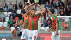 Gól mesiaca určite! Že by aj roka? Zažongloval a chrbtom k bráne vypálil!