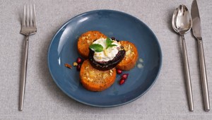 Pečený batát s cviklou, burratou a zálievkou