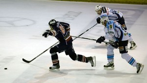 Nitrianska snaha vyšla naprázdno, Slovan vedie 2:0