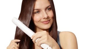 Túžite po krásnych a rovných vlasoch? Vieme, čo k tomu potrebujete!
