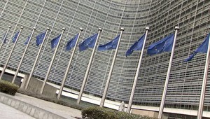 Ekonomika eurozóny nečakane spomalila. Analytici vravia o viacerých faktoroch