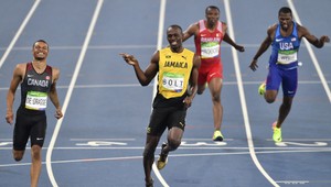 Bolt do finále na 200 m, šok pre Gatlina s Blakeom