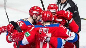 Rusi ponížili konkurenciu. Prišli s juniormi a vyhrali turnaj