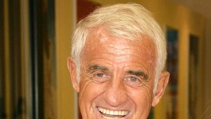 TOTO že je dcéra 87-ročného Belmonda?! Má sladkých 17 a dokonalú tvár aj postavu!