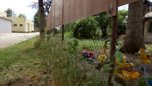 Polícia obvinila zo zabitia otca bábätka z Nových Zámkov. Podľa známych deti týral