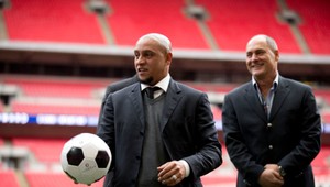 Roberto Carlos vo víkendovej lige. Brazílčanove služby sú v dražbe