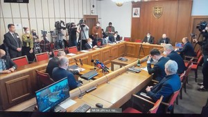 Generálny prokurátor Maroš Žilinka bol na ústavnoprávnom výbore. Na pretras prišli nahrávky z chaty aj paragraf 363