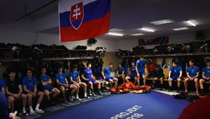 Hokejová osemnástka zdolala Salzburg, skóroval aj brankár