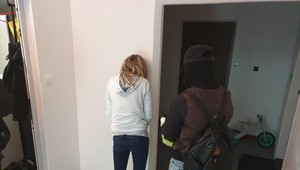 Žena mala niekoľko rokov predávať v uliciach pervitín, putovala do väzby