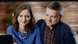 Geniálna reklama: Priznajte sa! Dávate aj vy  prednosť smartfónom pred sexom?