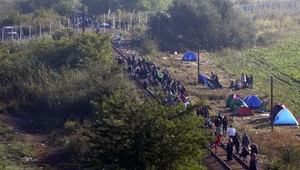 Situácia v Rözske sa zhoršuje. Vyčerpaných utečencov pribúda