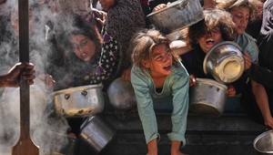 Izraelské údery v Gaze za tri dni zabili vyše 300 Palestínčanov